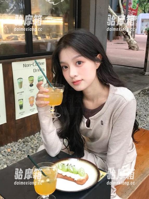 51cg 在51cg4上分享的每一条闲事,都感觉变成了能够引发小骚动的事件,也太离谱了吧!