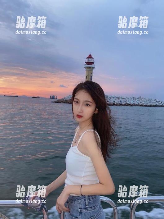 51吃瓜说：朝阳的传送门里，藏着的都是人间百态啊。