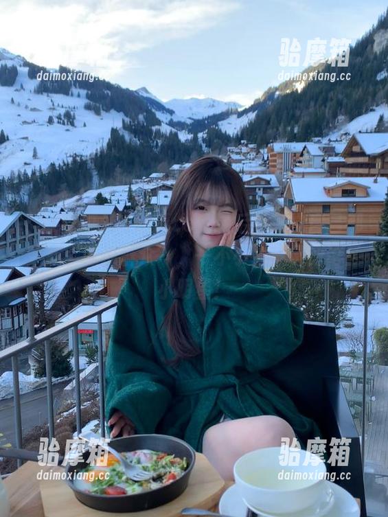 51吃瓜cc登录后，感觉自己都变成“吃瓜群众”，一不小心成了评论区小明星！