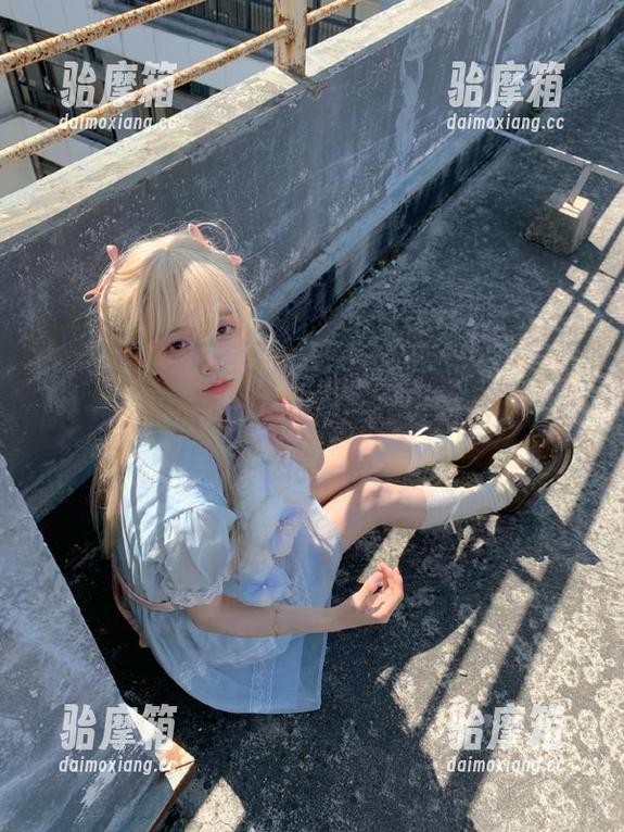 不走寻常路，走“51吃瓜苹果版”吃瓜入口，让你每一次刷屏都充满期待！
