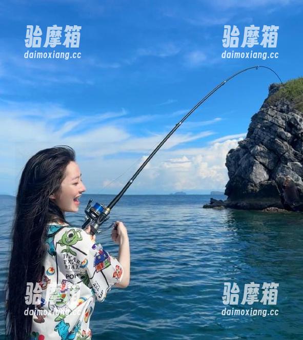 51吃瓜 你敢登录51吃瓜官网!警告:一不小心全是吃不完的瓜!