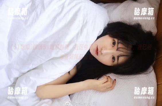 解锁51吃瓜首页，社区今日又有什么奇葩八卦，我已经准备好捧瓜去追了！