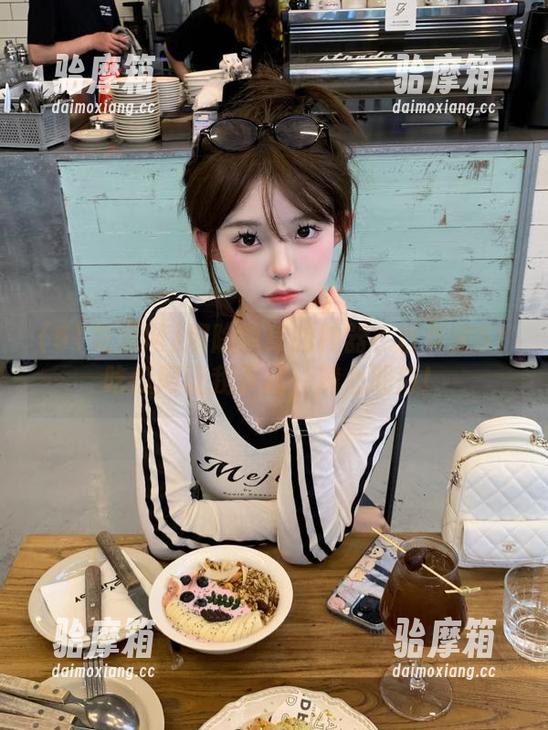 解除单身的神器？首页里51吃瓜网让我下载，满心期待！