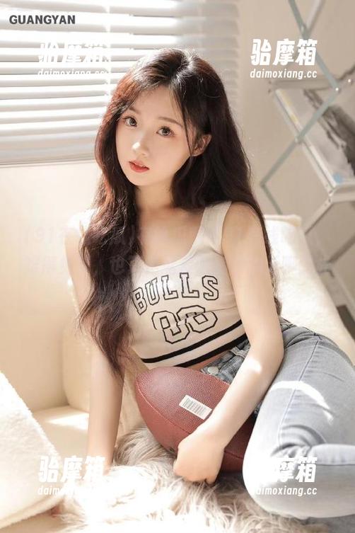 91在线吃瓜 有啥瓜就来91在线吃瓜,难得免费,也算是拯救了偶尔的无聊时光!