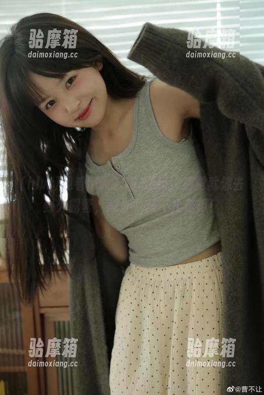 观看hlw155.ccm，感觉就像去野外露营，意外收获不止是瓜！