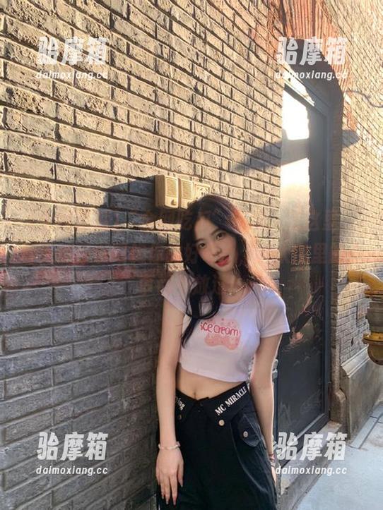 全网吃瓜 “全网吃瓜”链接:在这里,每天都可以喂饱你的好奇心,连太空里的小事都不放过!
