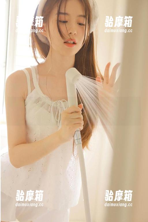 吃瓜天堂首页，今日菜单：最新的狗血剧和神仙网友！