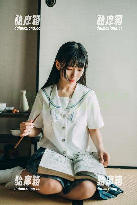 吃瓜头条 听说“吃瓜头条”的热点八卦线路超有趣,倍儿想探索一波!