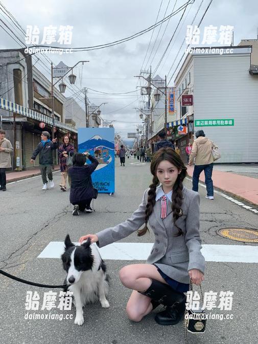 吃瓜网52黑料满天飞，观看的时候就想咋又来新的瓜了