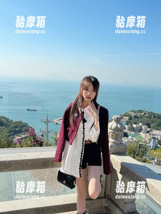 吃瓜网入口：仿佛一旦踏入就读懂了很多心酸，哈哈，请慢用。