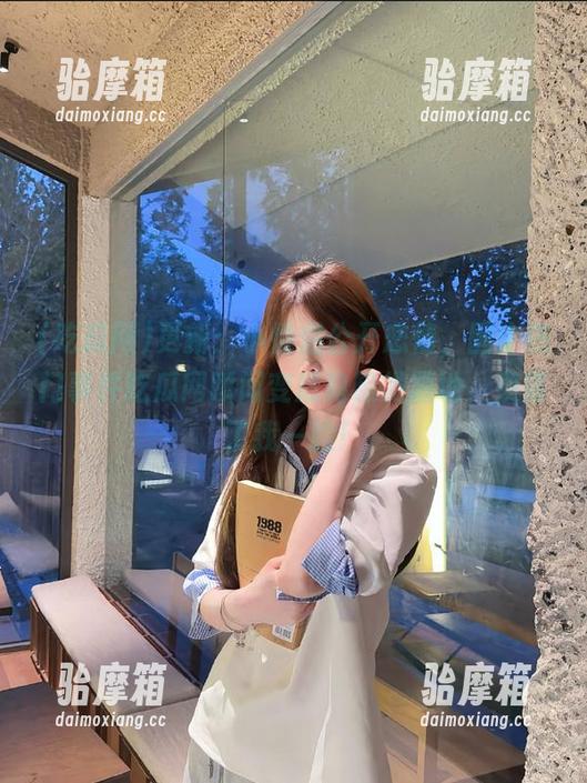 吃瓜网 更新:小情侣公开恋情,国内热门事件吃瓜网瞬间变成狗粮发源地,羡慕了我一脸!