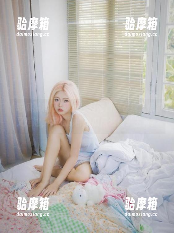 吃瓜黑料网最新在线，惊喜又尴尬，无心插柳的瓜居然成了主角？