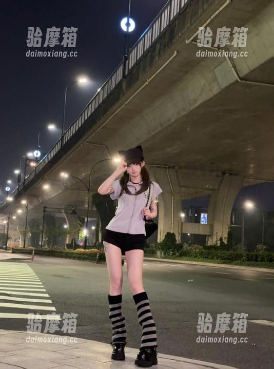 我要吃瓜网 “我要吃瓜网”入口咋跟我们玩躲猫猫?我可是吃瓜小能手!