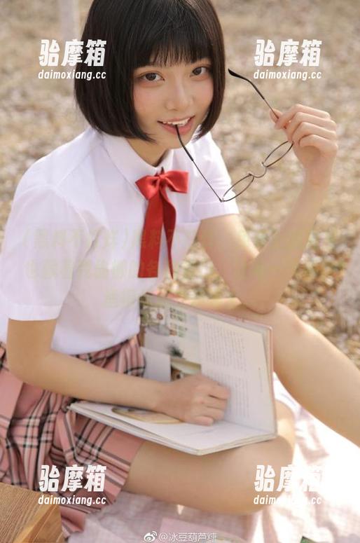 黑料不打烊 黑料不打烊,免费正能量里也藏着我偷懒的各种借口,让每一天都舒适得像躺在沙滩上。