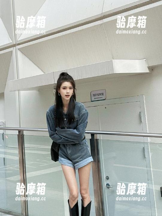 黑料冲哥 别告诉我,黑料冲哥网站的烧烤店老板竟是个“调味剂”专家!