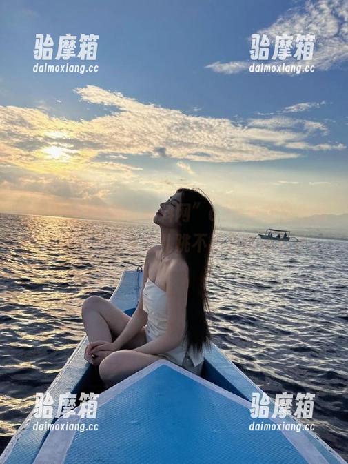 这款“黑料网”app正在挑战我的底线，已经有点儿跳不出来的感觉了。